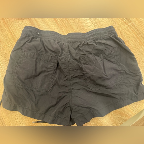 American Eagle Outfitters Black Cargo Shorts - Picture 7 of 9